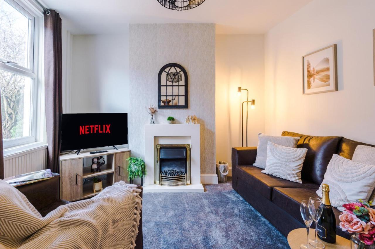 Bright 2-Bed Cottage In Chester By 53 Degrees Property, Ideal For Couples & Small Groups, City Centre - Sleeps 6 Esterno foto