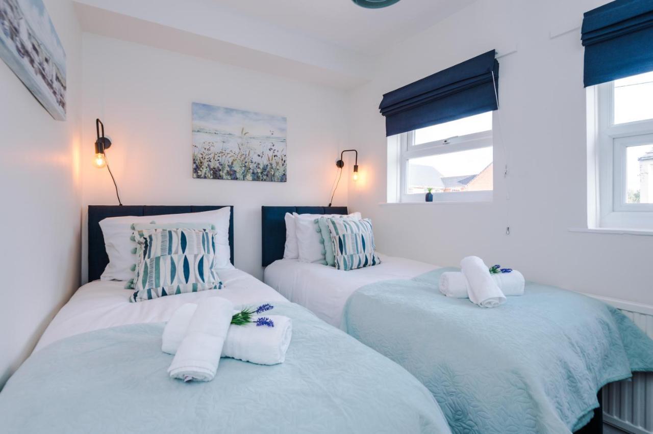 Bright 2-Bed Cottage In Chester By 53 Degrees Property, Ideal For Couples & Small Groups, City Centre - Sleeps 6 Esterno foto