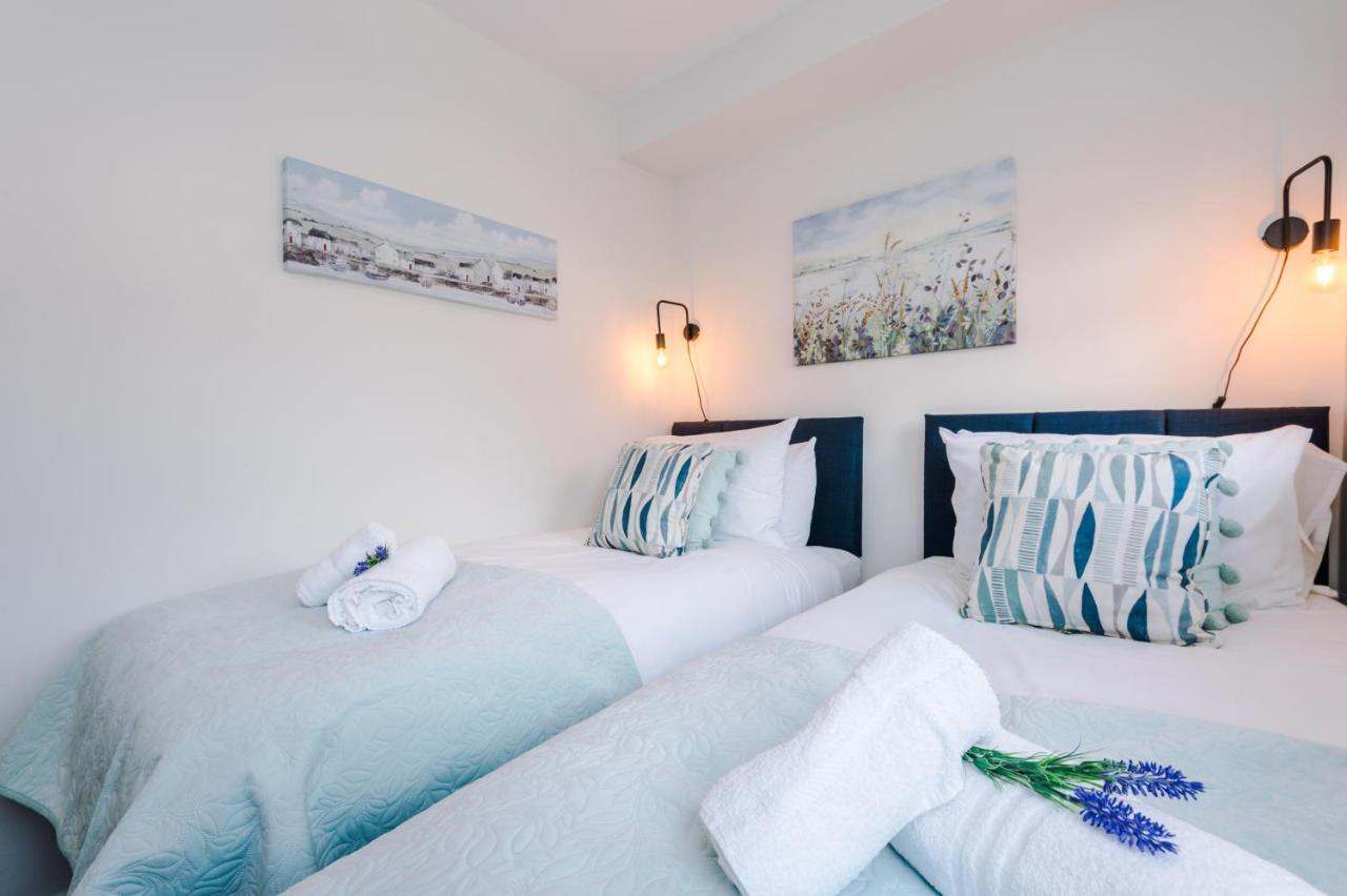Bright 2-Bed Cottage In Chester By 53 Degrees Property, Ideal For Couples & Small Groups, City Centre - Sleeps 6 Esterno foto
